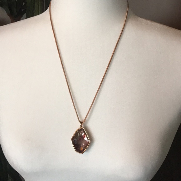 Kendra Scott Jewelry - Kendra Scott Kalani Mica Pendant Necklace